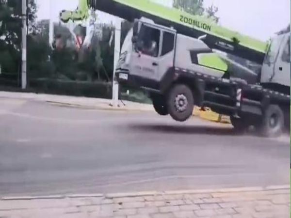 沁水县吊车租赁_吊车出租液压支腿分为哪几种?有什么